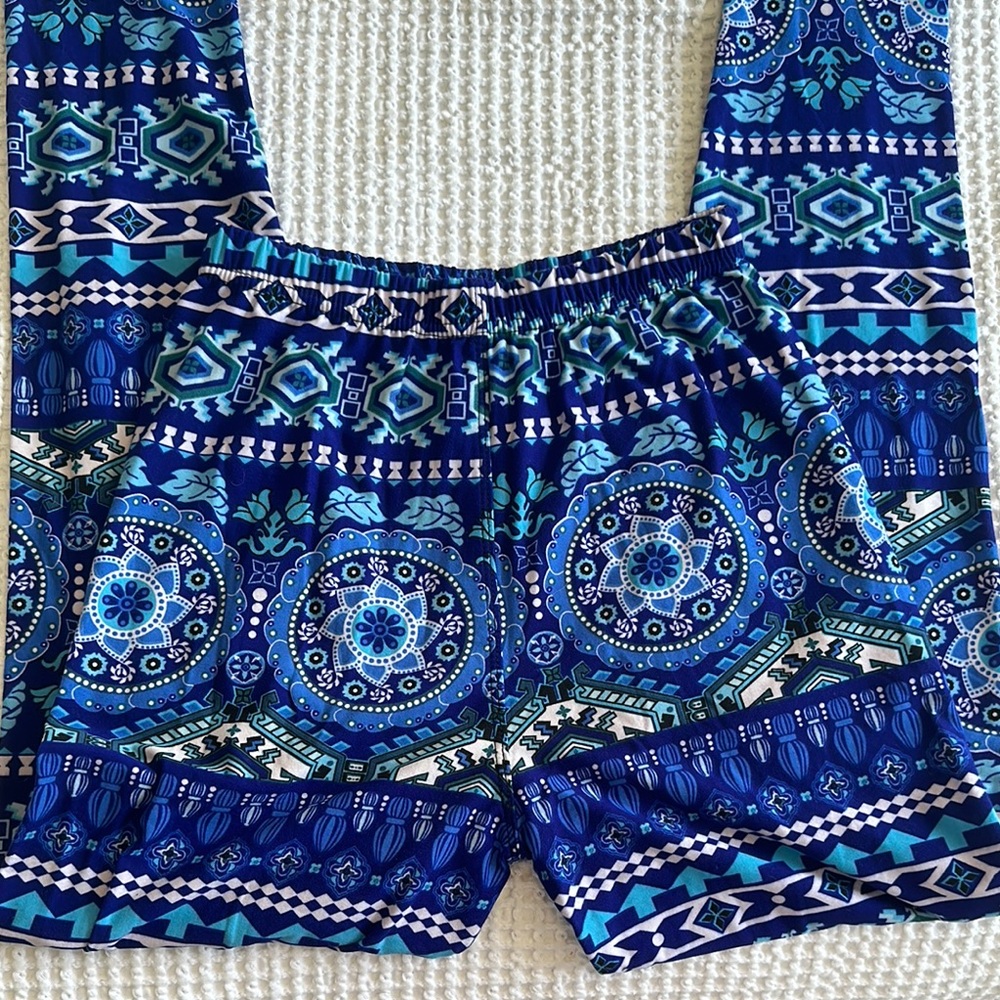 Blue Patterned Leggings - Picture 2 of 3